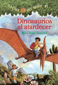 https://www.goodreads.com/book/show/11534513-dinosaurios-al-atardecer